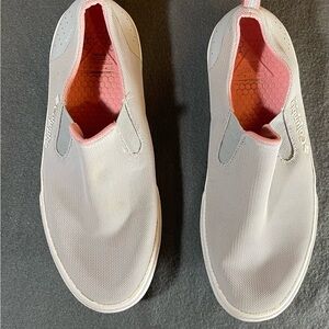 Columbia Gray and Pink Slip-On Shoes